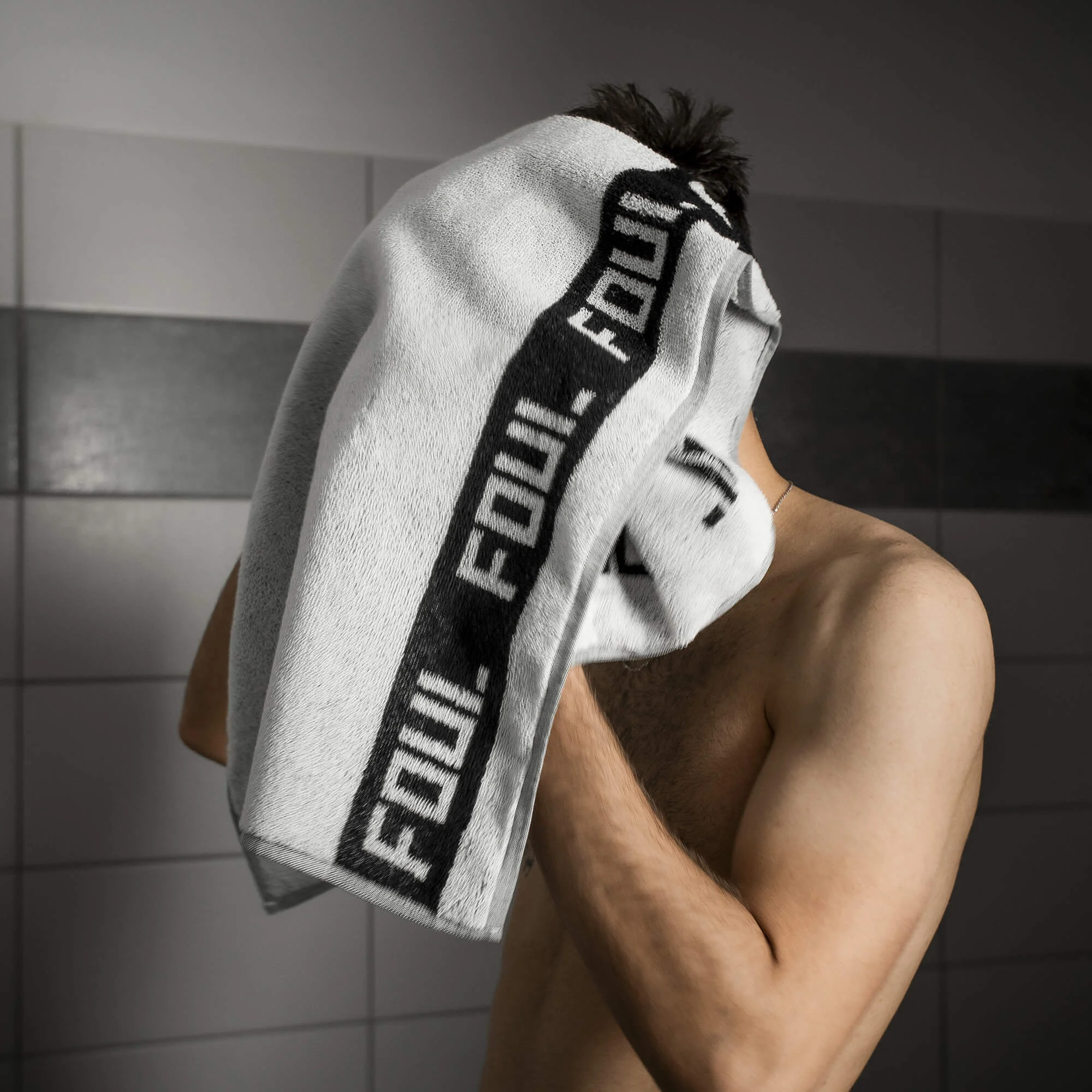 Towel FOUL with ID(5)