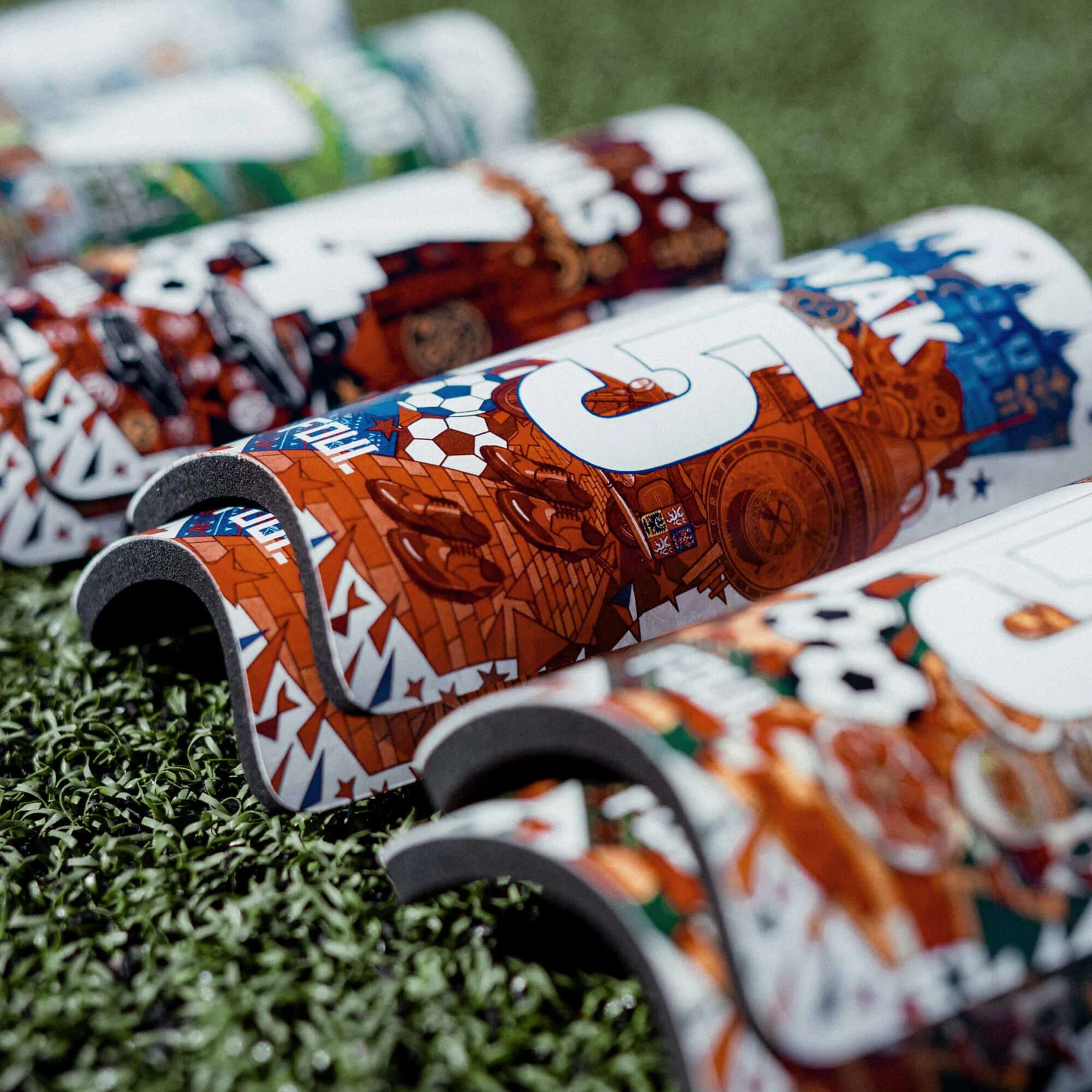 Fotbalové chrániče - Light Český design + vlastní ID(5)