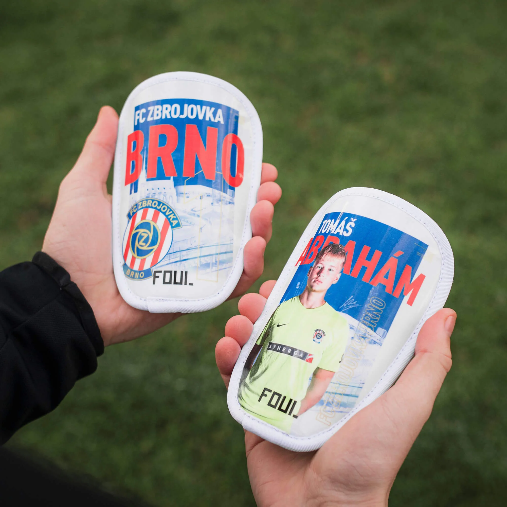 Football shin guards - Classic custom design(3)